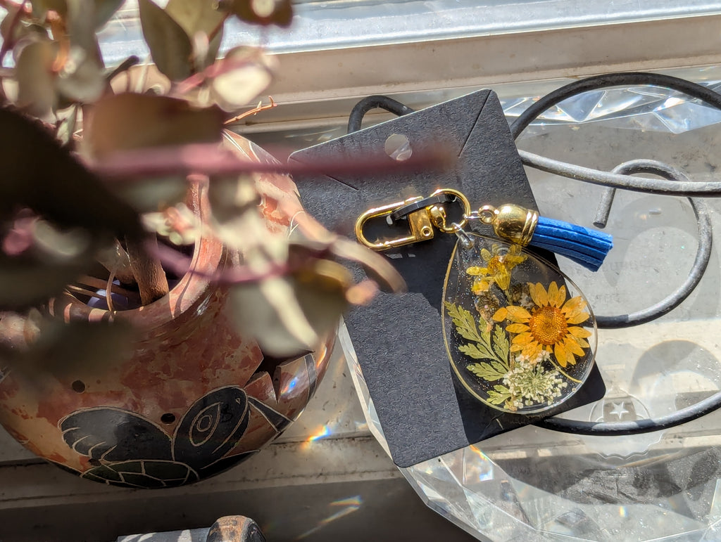 Flower zipper clipper