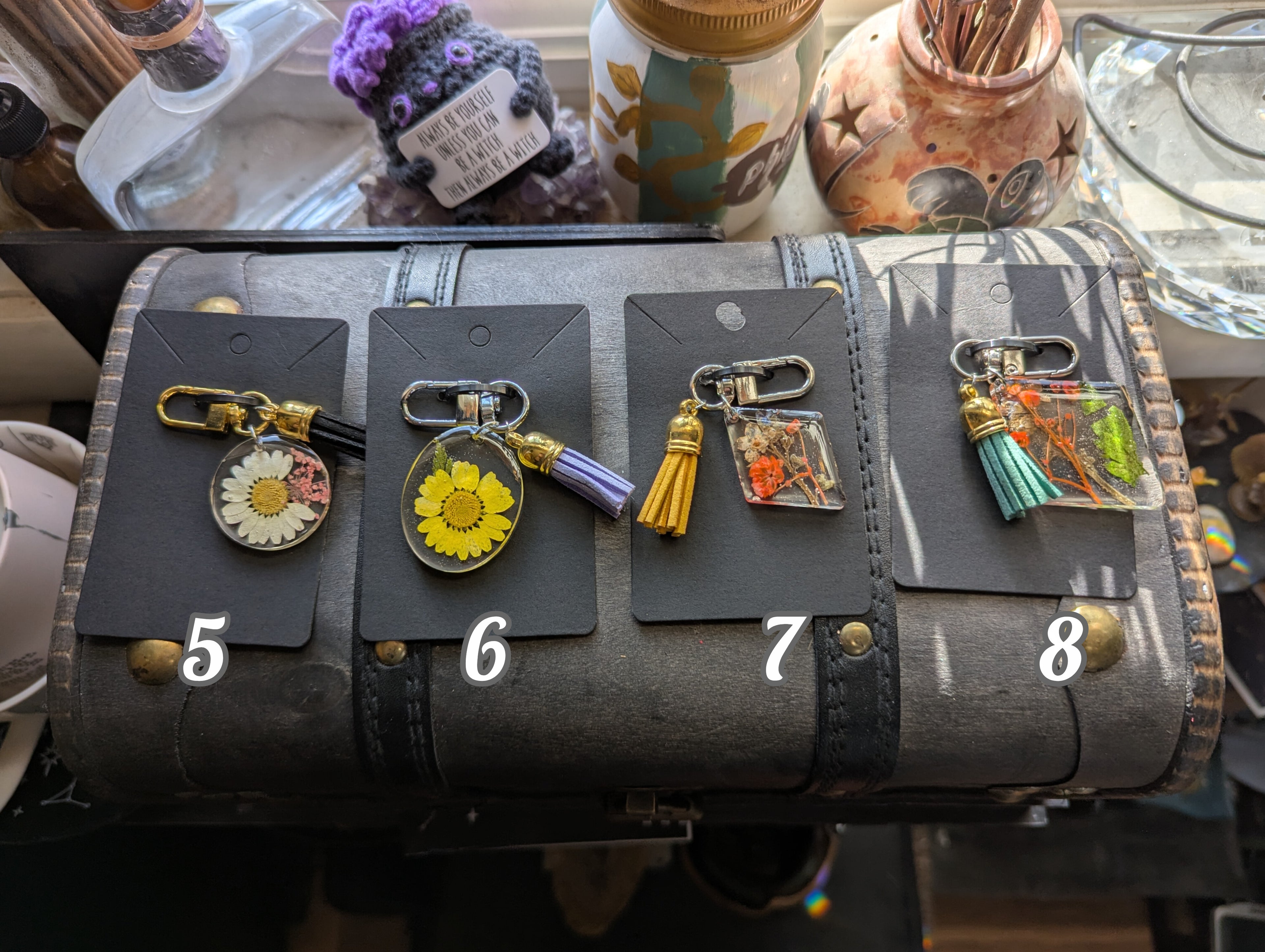 Flower zipper clipper