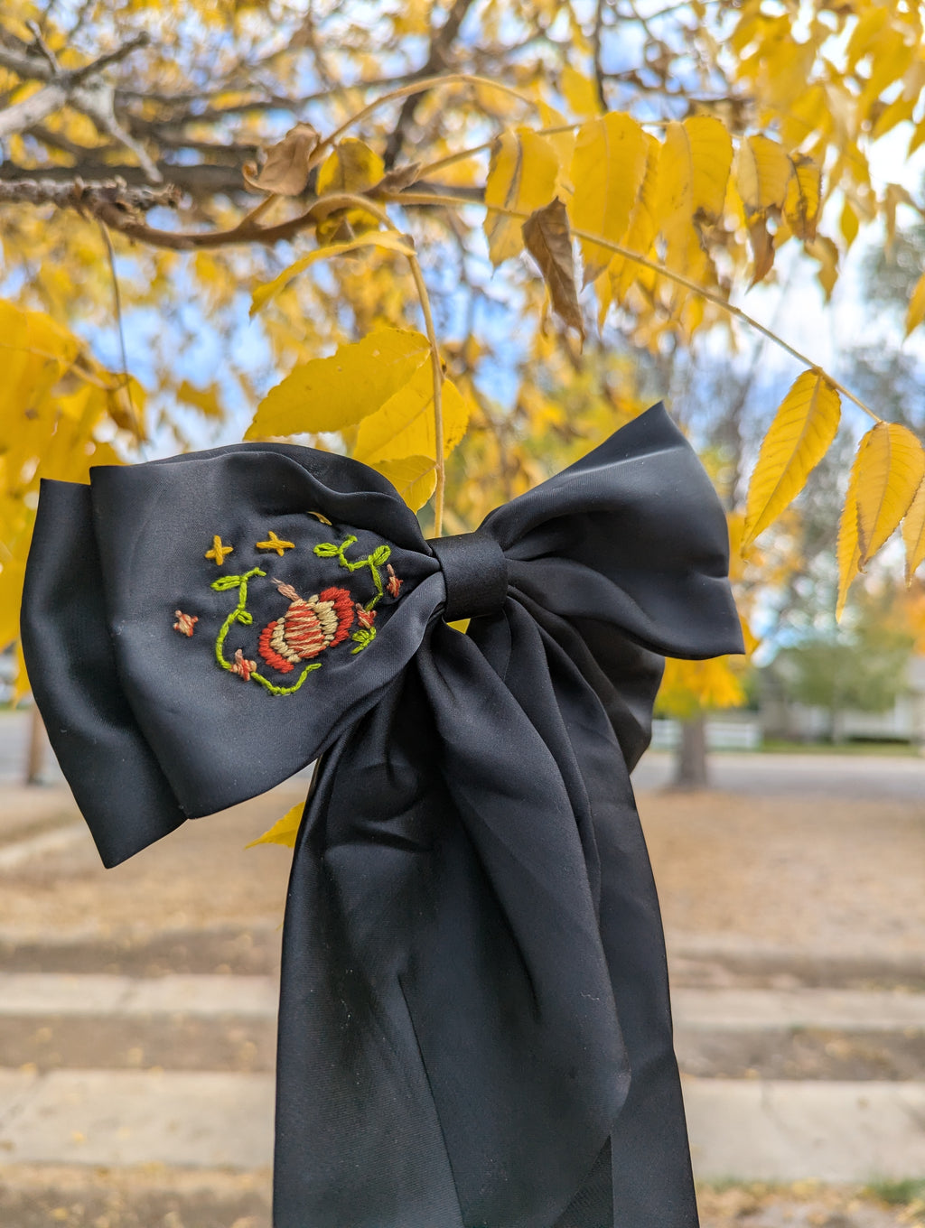 Embroidered hair bow