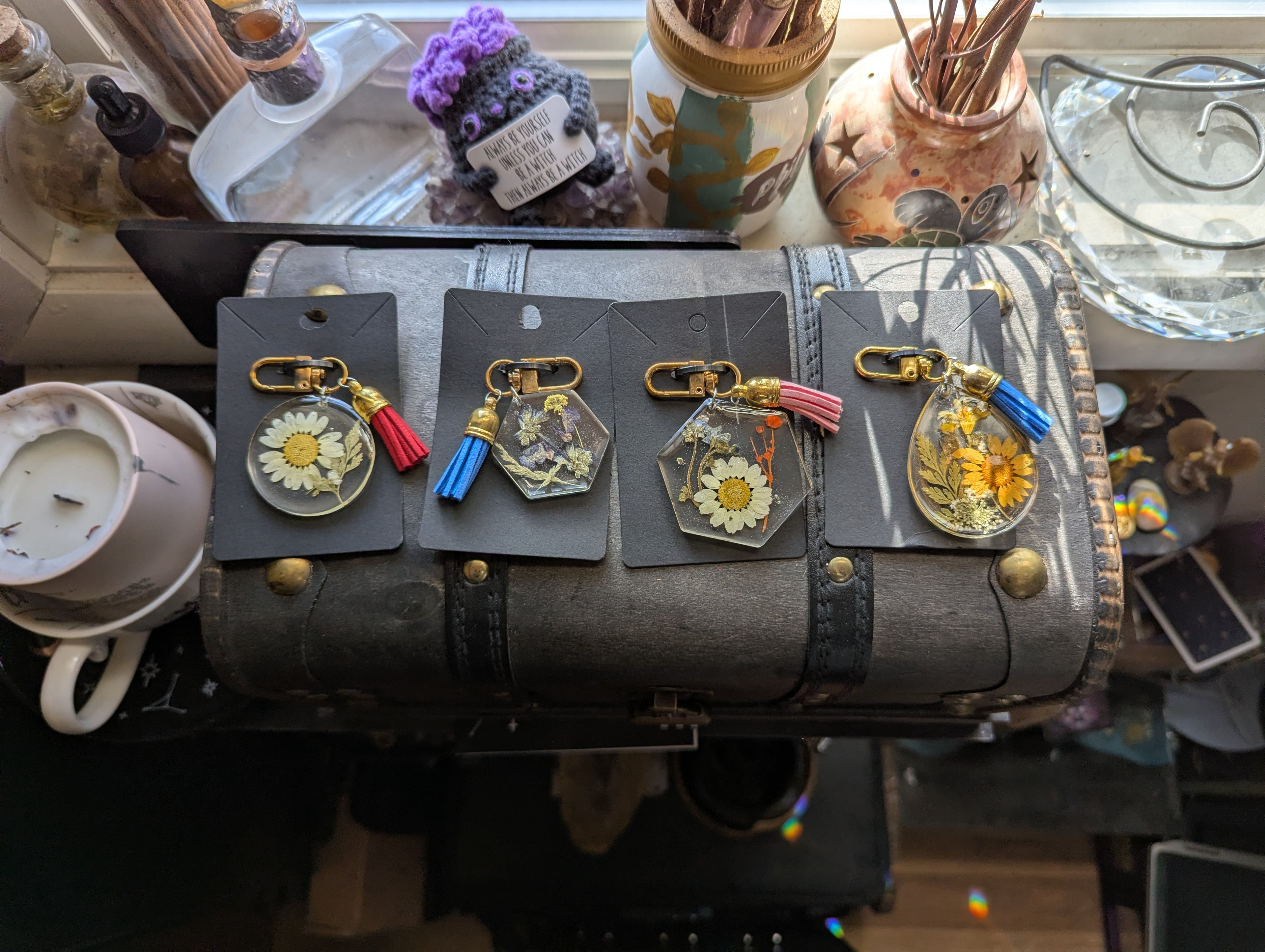 Flower zipper clipper