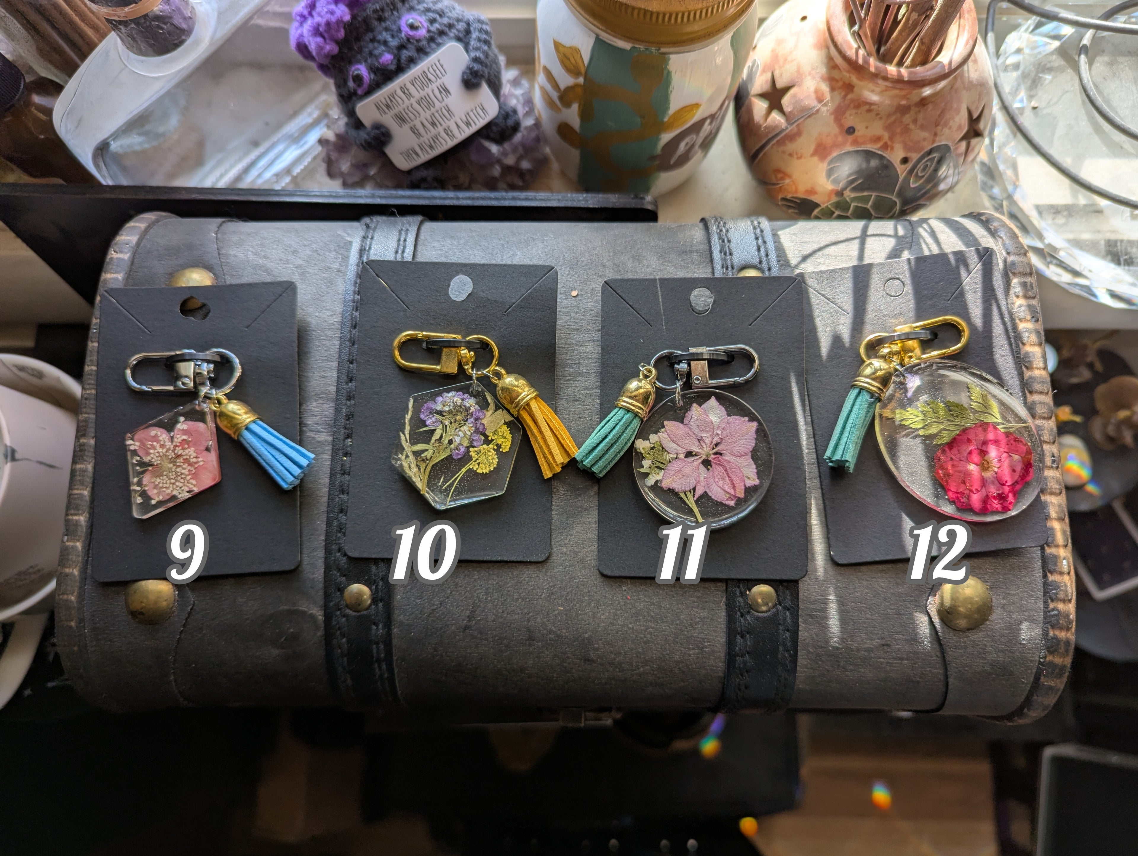 Flower zipper clipper