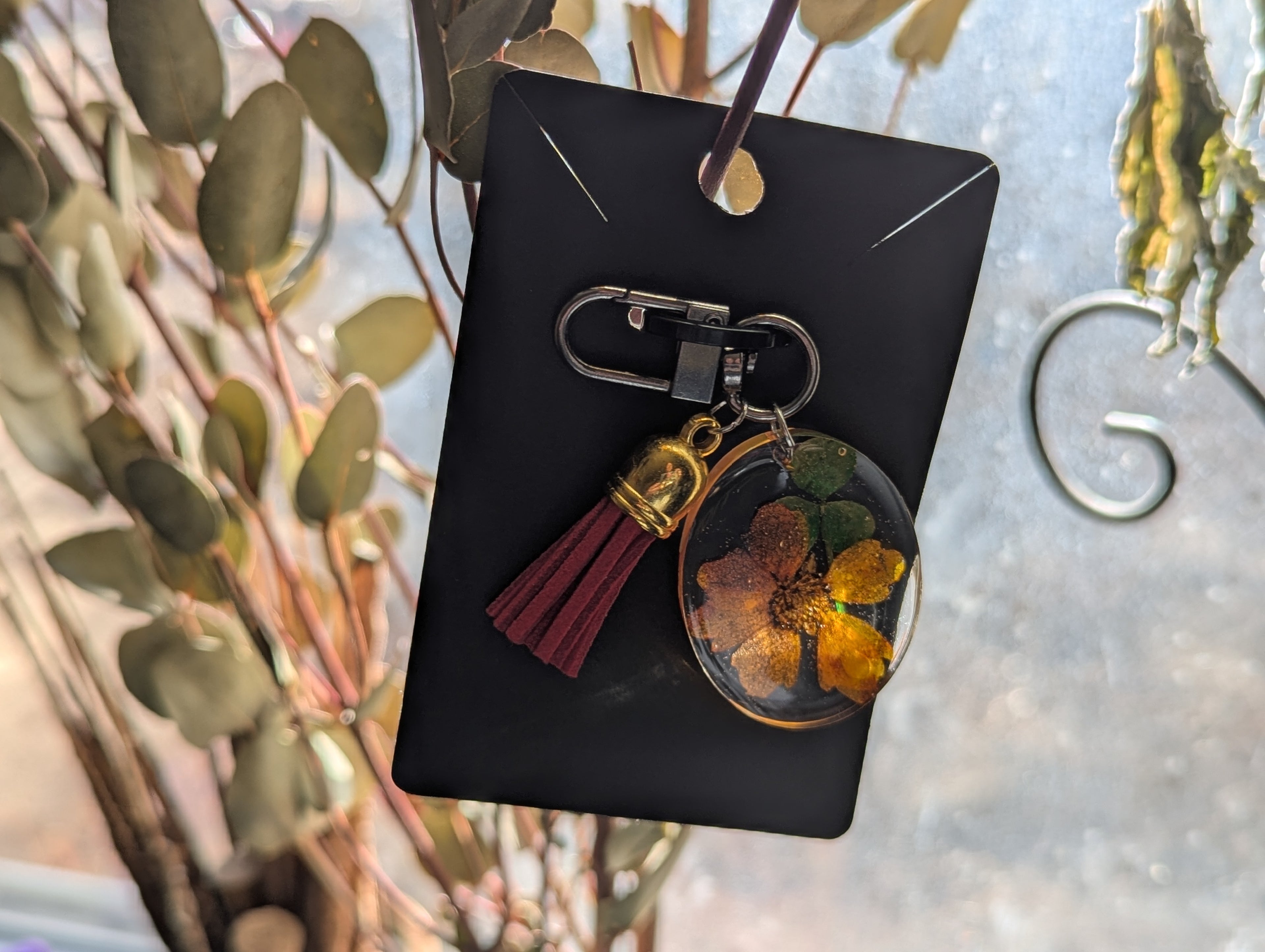 Flower zipper clipper