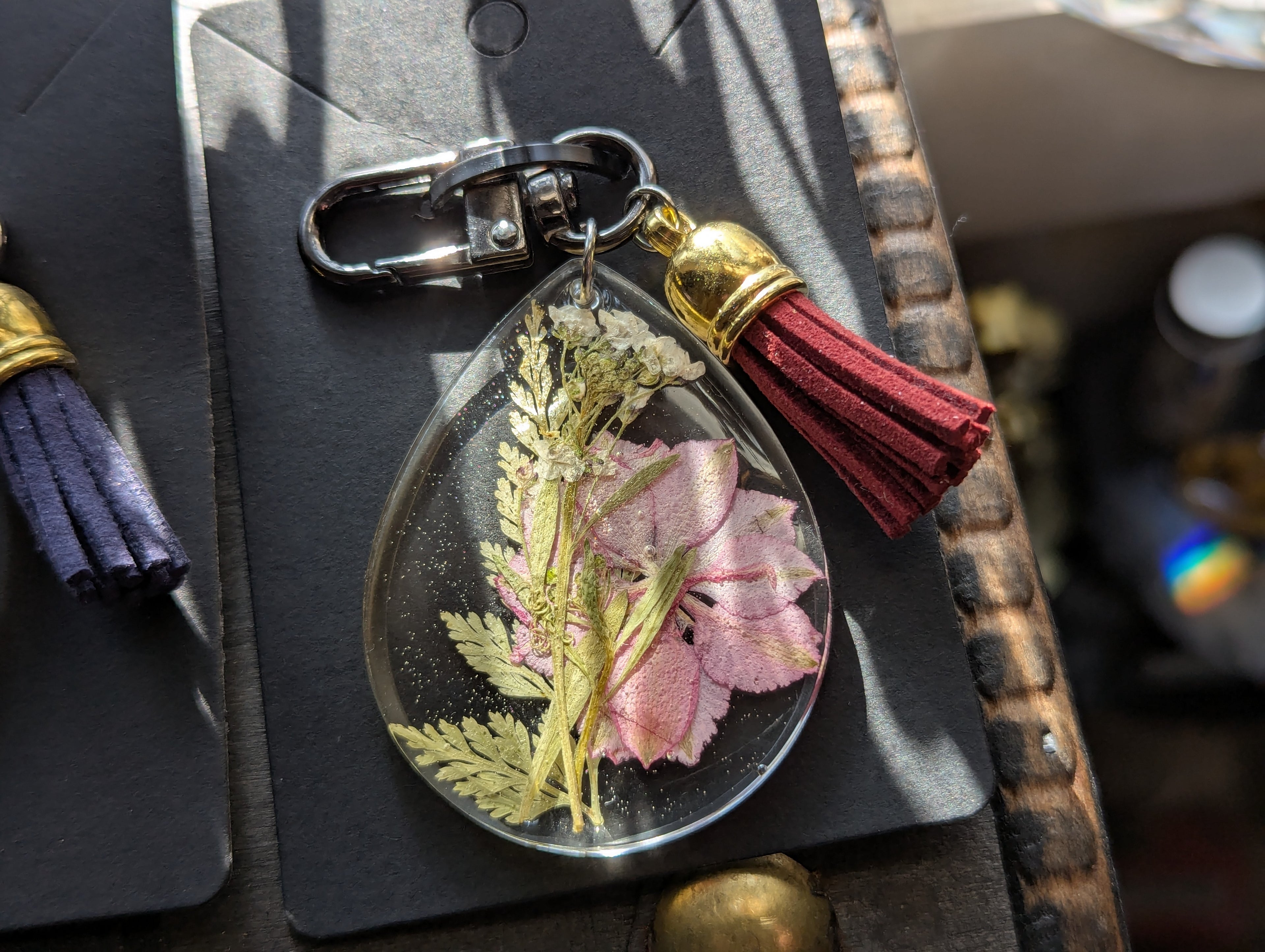 Flower zipper clipper